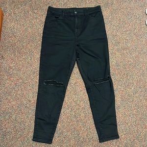 Black ripped American eagle jeans